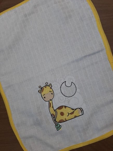 Fralda de boca girafa