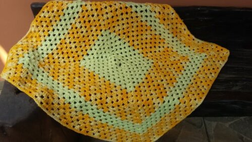 Manta amarela