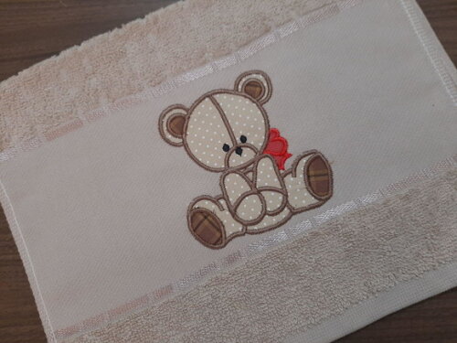 Necessaire para bebê com toalha