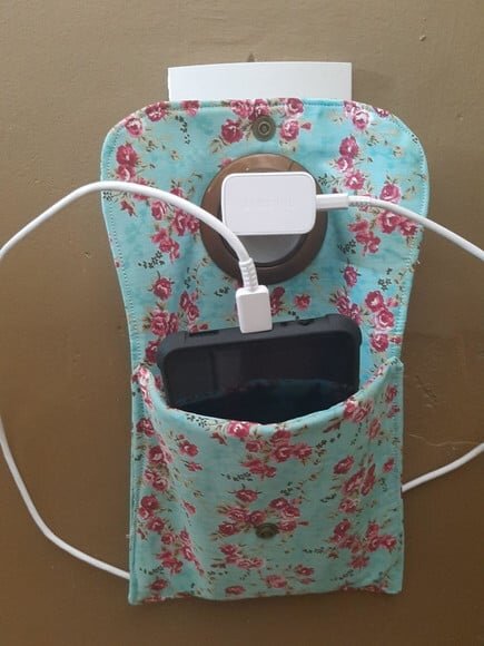 Porta Carregador de Celular