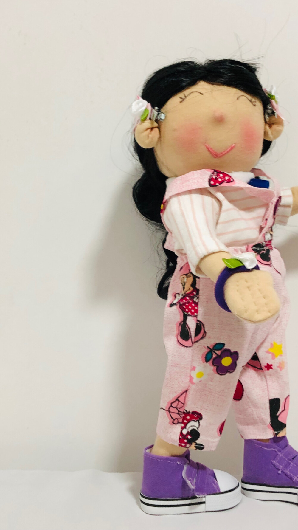 Boneca oriental inclusiva-traqueo e GTT