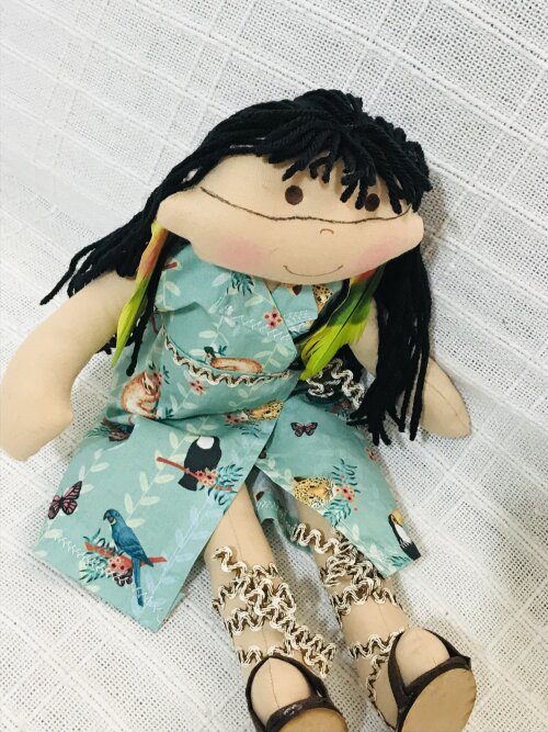 Boneca inclusiva - indigena
