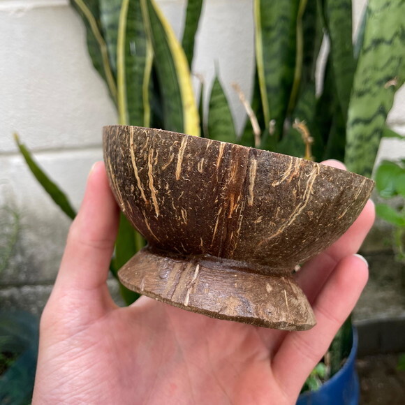 Coité de Coco Natural com Base - Cuia Umbanda | Caboclos