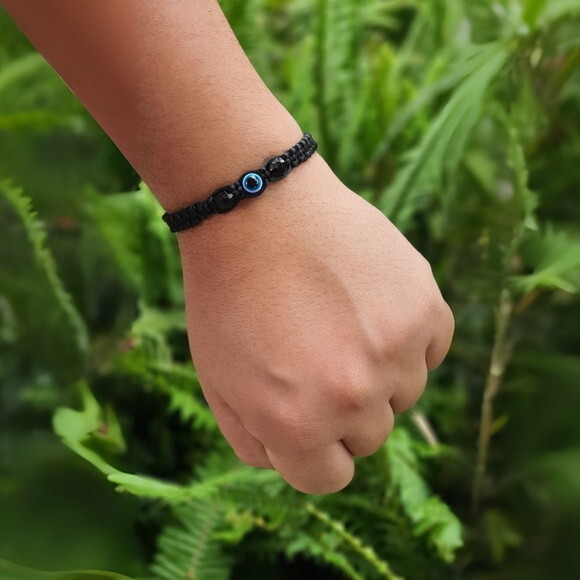 Pulseira de Macramê Olho Grego - Preta