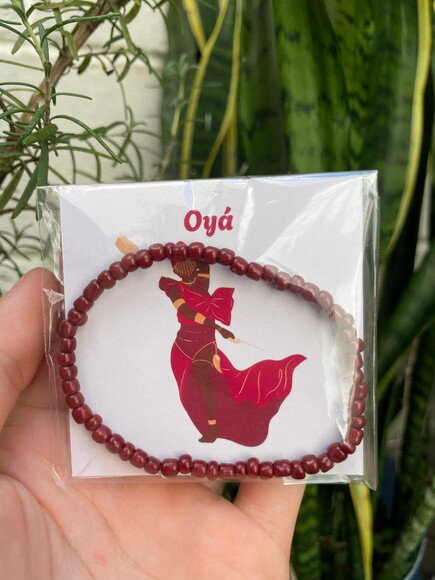 Lembrancinha Iansã Pulseira de Miçangas com Card