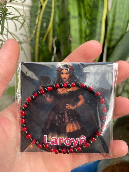 Lembrancinha Pomba Gira Pulseira de Miçangas com Card