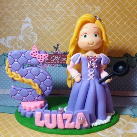 Topo de Bolo Rapunzel