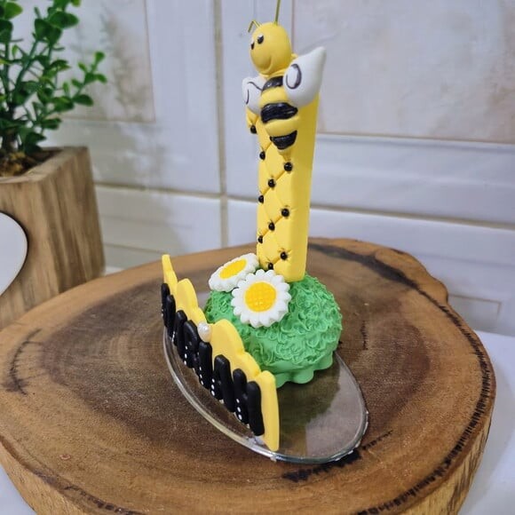 Vela Personalizada Abelhinha