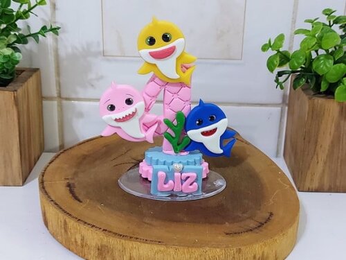 Topo de Bolo Baby Shark Menina