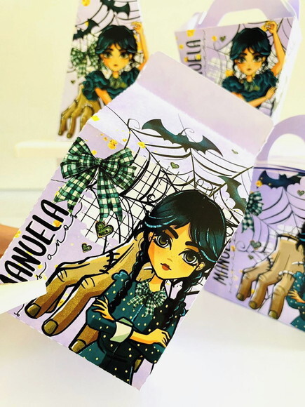 Kit Festa Wandinha (40 Peças)