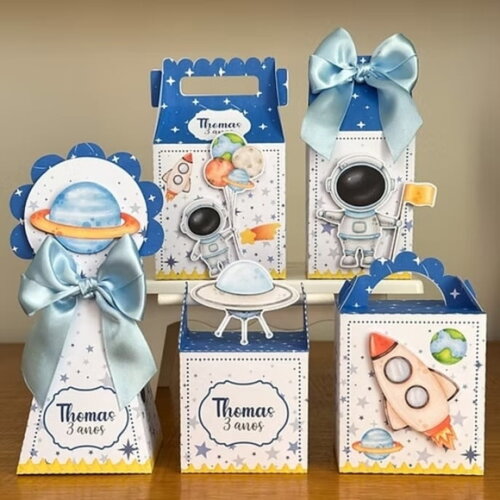 Kit Astronauta Menino ou Menina/ 50 Caixas