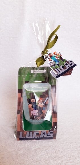 Bisnaga Álcool Gel ou Minecraft