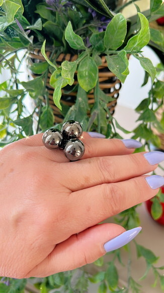 Anel Bolas Onix