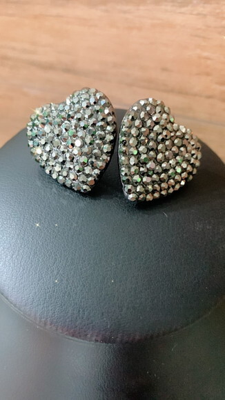 Brinco Coração Strass