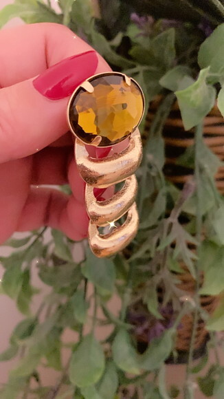 Brinco Pedra Chaton Acrilico Articulado Dourado