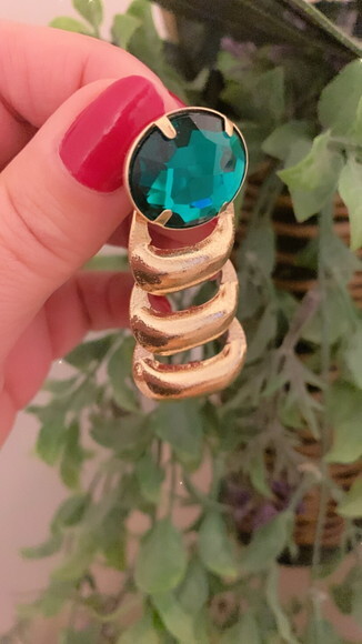 Brinco Pedra Chaton Acrilico Articulado Dourado