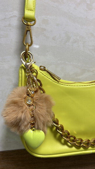 Chaveiro Pompom Love Lima