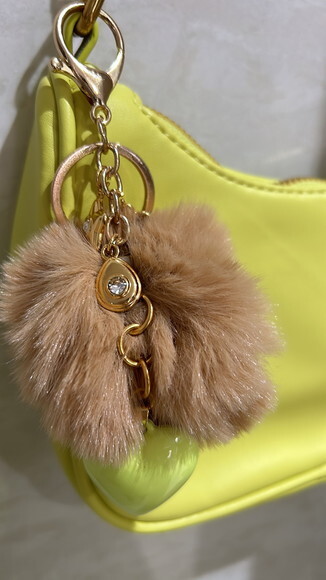 Chaveiro Pompom Love Lima