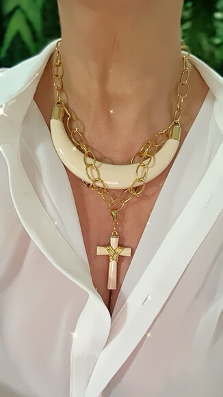 Colar Crucifixo Off White