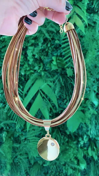 Colar Gargantilha Pingente Dourado
