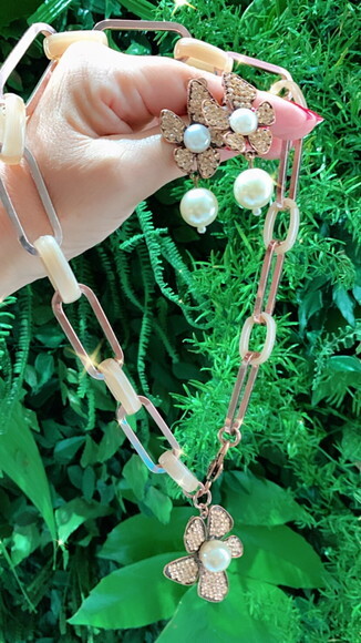 Conjunto Colar e Brinco Flor Perola Rosê