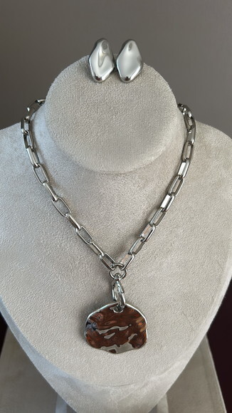 Conjunto Colar e Brincos Eleonora