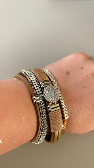 Look Zircônias e Strass