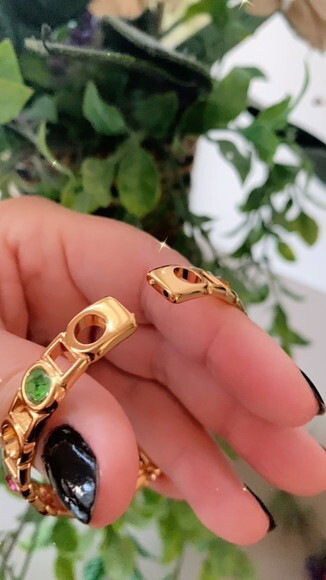 Pulseira Vazada Ouro com Strass Colorido