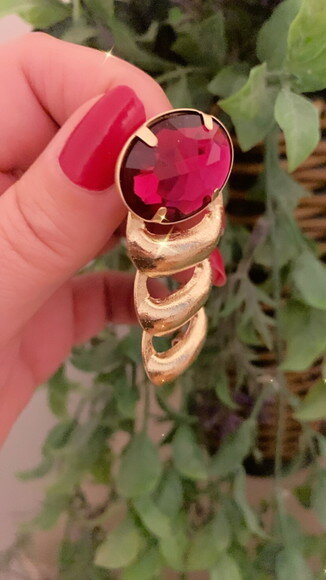 Brinco Pedra Chaton Acrilico Articulado Dourado