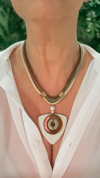 Colar Geometrico Creme