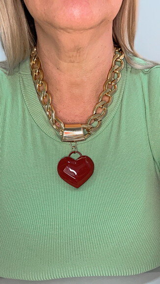 Colar Julia Dourado Coração Carmim