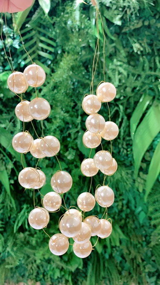 Colar Perolas Flutuantes
