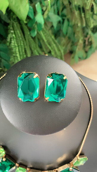 Conjunto Colar e Brinco Chaton Verde