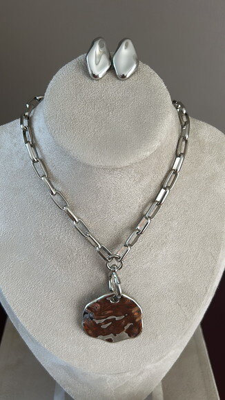Conjunto Colar e Brincos Eleonora