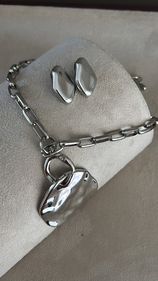 Conjunto Colar e Brincos Eleonora