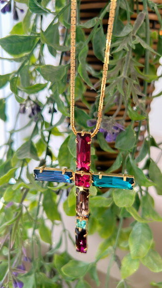 Conjunto Fe Pedras Coloridas
