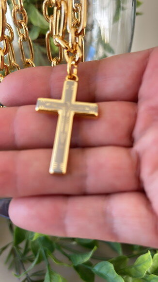 Corrente Crucifixo Laser Gold