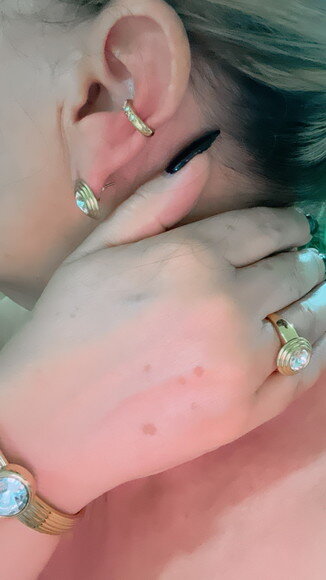 Piercing Nina Gold