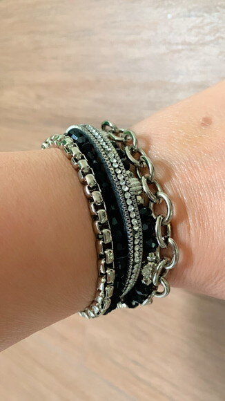 Pulseira Imã Cristais Pretos