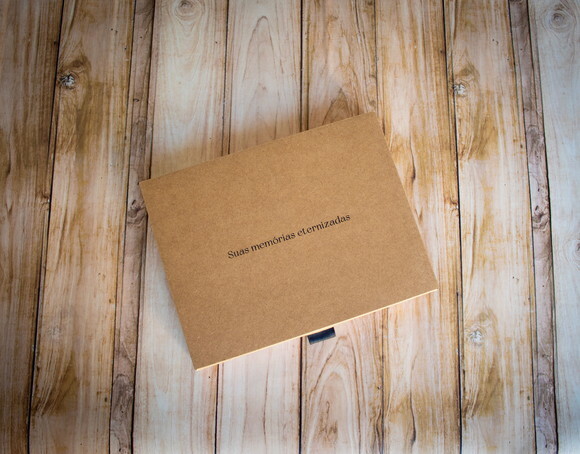 Caixa para Fotos Personalizada Kraft