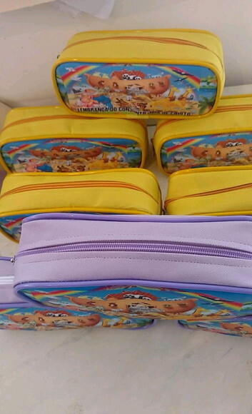 Estojo Escolar Personalizado Tema e Cor de Sua Preferência!