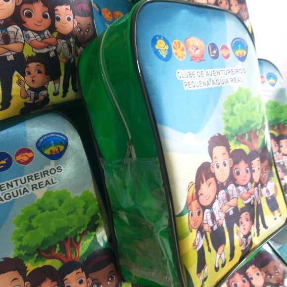 Mochila Grande Escolar em Verniz ou Cristal Transparente