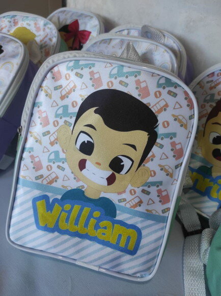 Mochila Daminhas e Temas