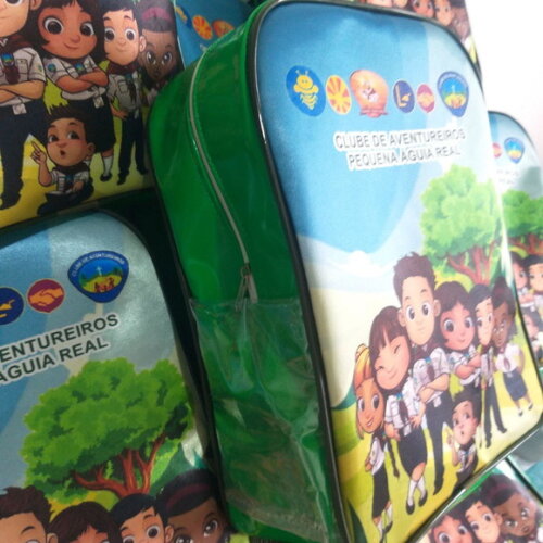 Mochila Grande Escolar em Verniz ou Cristal Transparente