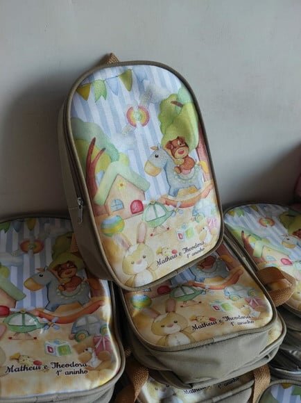 Mochila Personalizada Tema Brinquedos