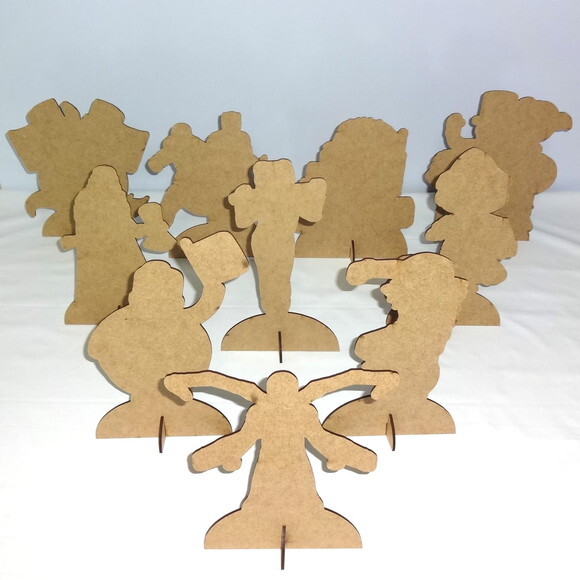 Kit Decoração de Festa Mundo Bita Painel Redondo e Totem