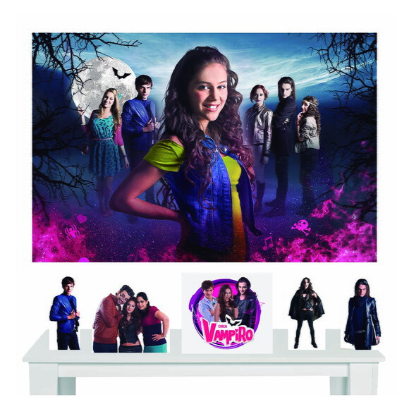 Painel de Festa e Totem Chica Vampiro - 1,50x1,00m