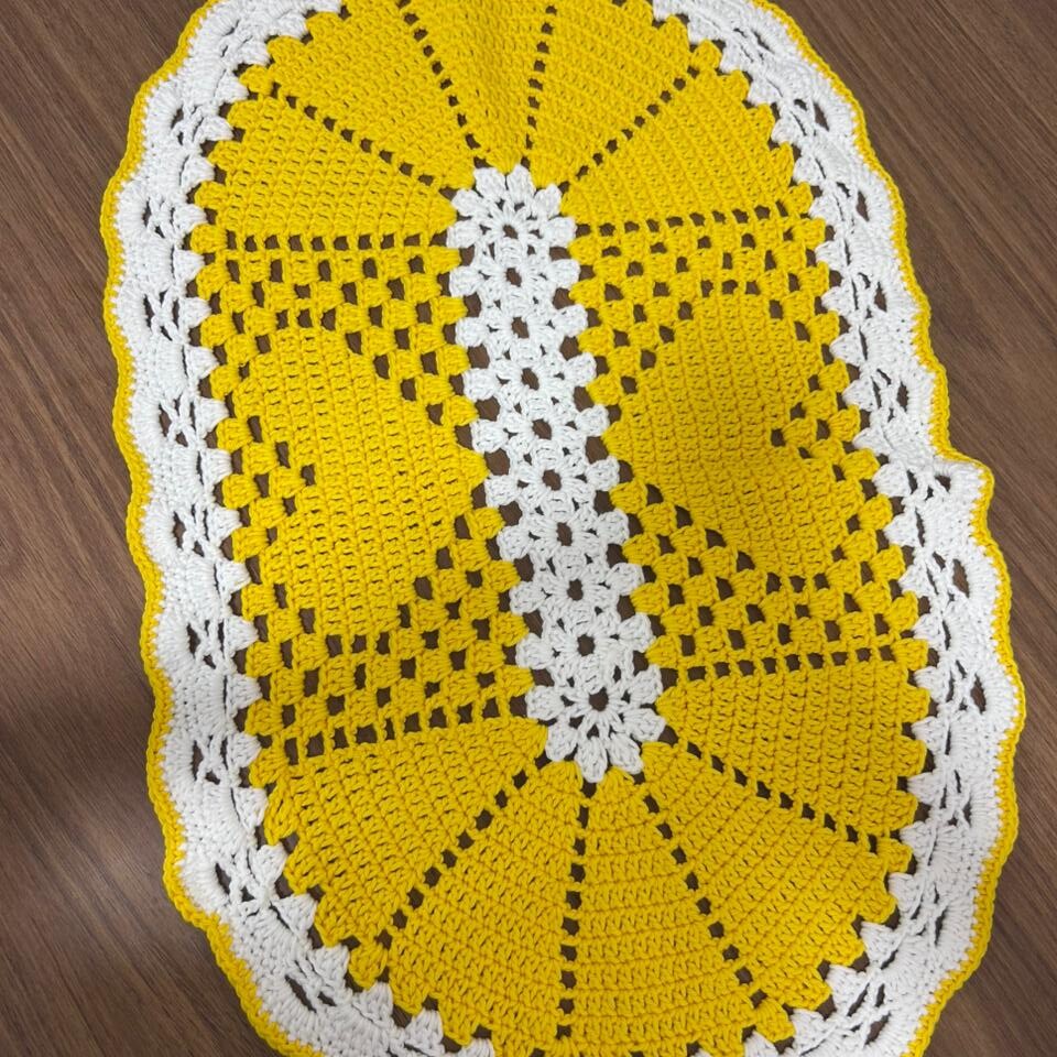 Kit Banheiro Crochê 4 Peças | Amarelo e Branco