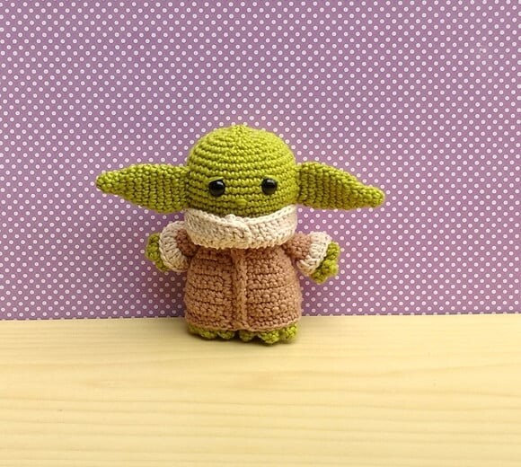 Baby Yoda (Grogu) - Star Wars - Mandalorian Amigurumi
