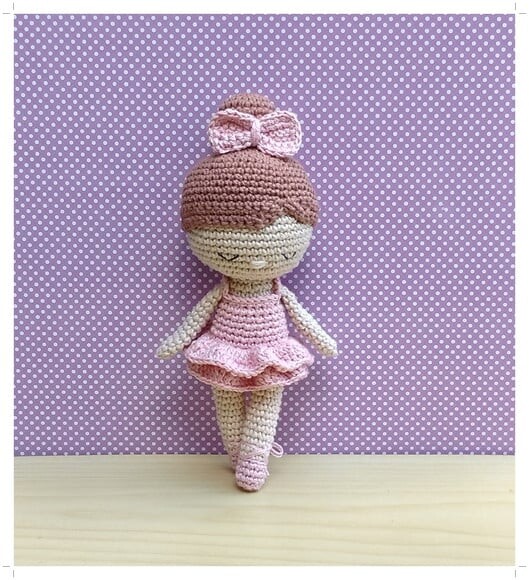 Boneca Bailarina Dália Amigurumi